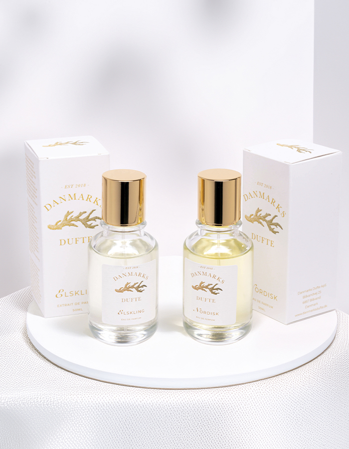 Perfume packshot set
